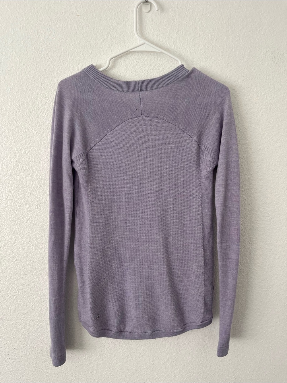 Lululemon Merino Wool Sweater Purple Fits 4/6 - Picture 6 of 6